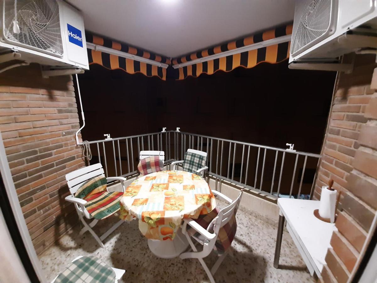 Apartamento 1A Linea Anri Торевиеха Екстериор снимка