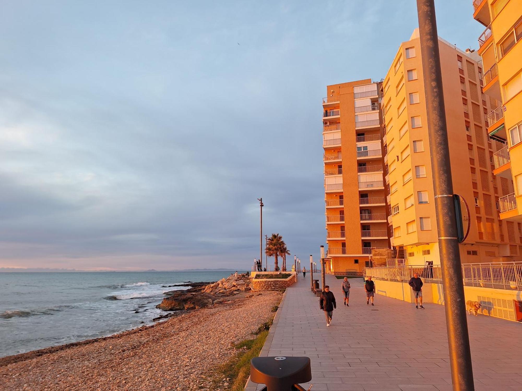 Apartamento 1A Linea Anri Торевиеха Екстериор снимка